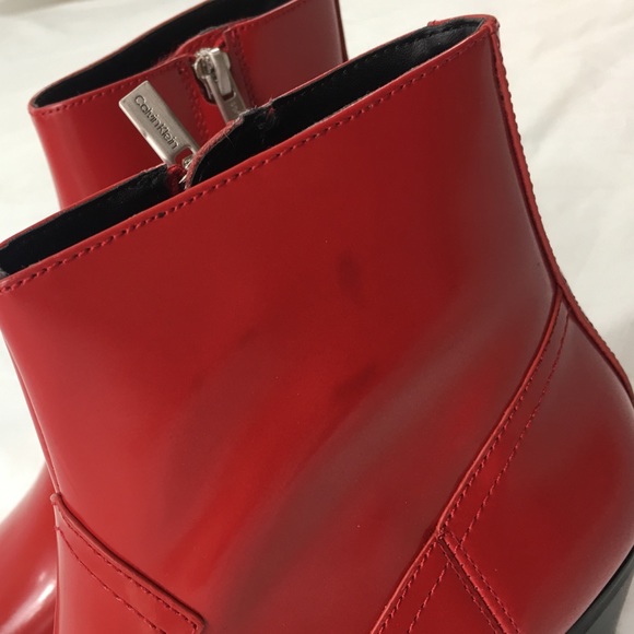 Red Boots - Picture 7 of 8